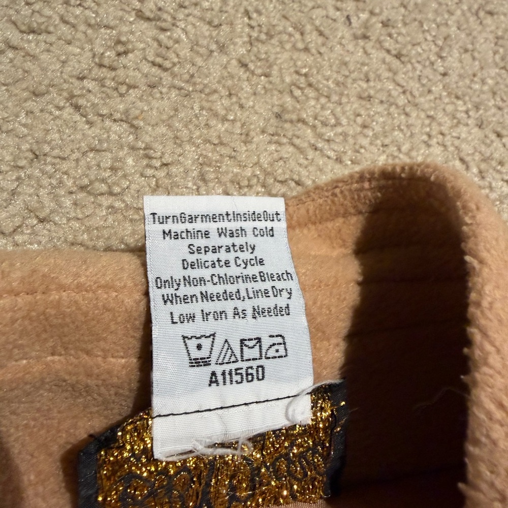 Vintage Bob Mackie Wearable Art Embroidered Fleec… - image 4